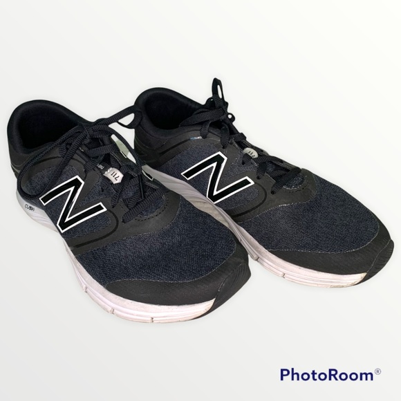 New Balance Shoes - New Balance Cush Womens Black Running Shoes Size 9